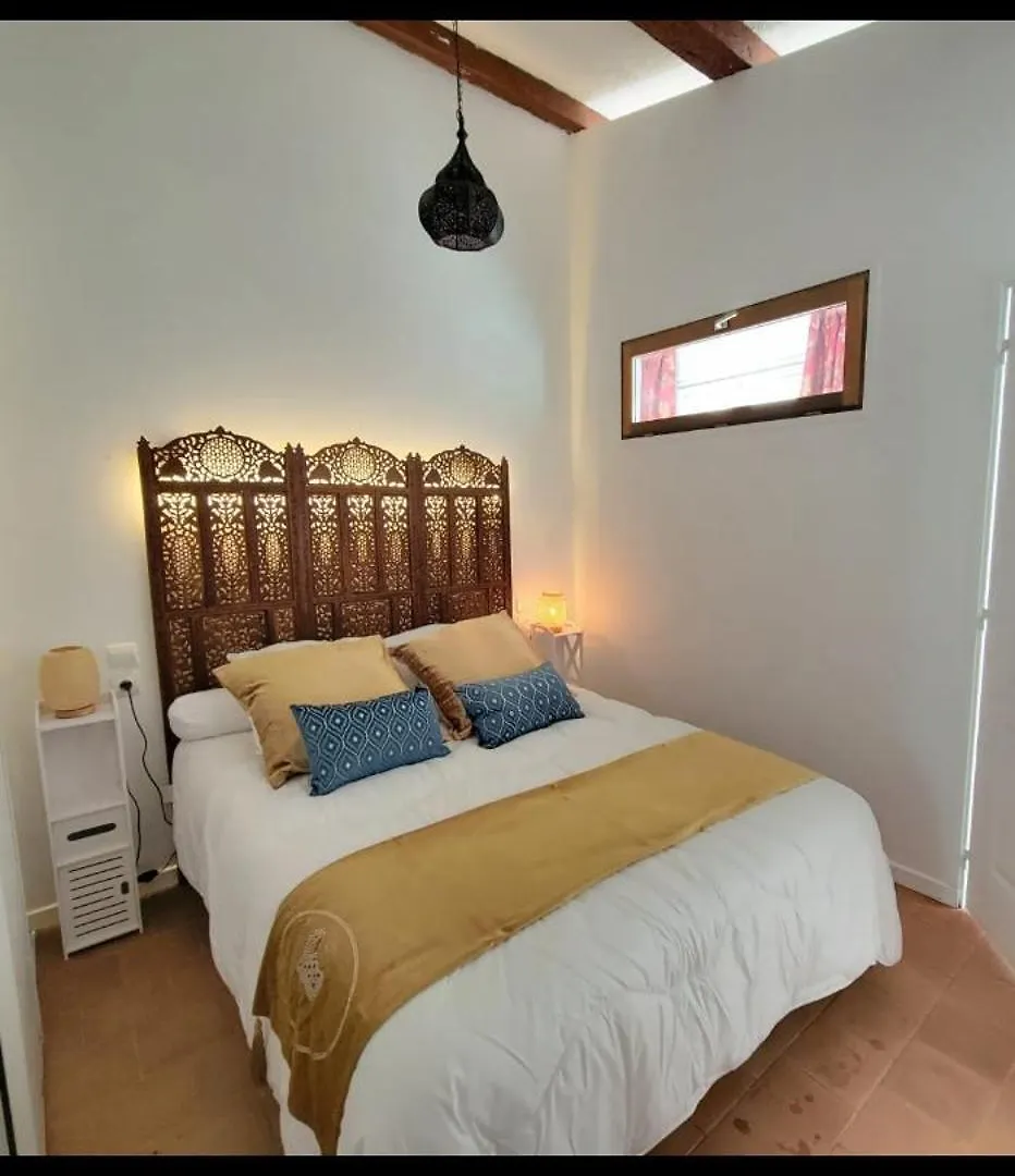 Haut De Villa A 700 Metres De La Plage, Totalement Independant Et Accessible Par Un Escalier Exterieur سانت ماكسيم شقة